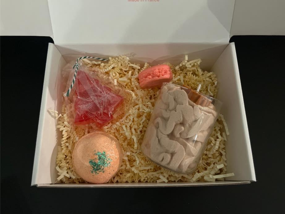 Coffret cadeau bougies, savons et parfum d'ambiance